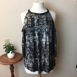 T. D. C. Contemporary XL Black and Silver Crackle